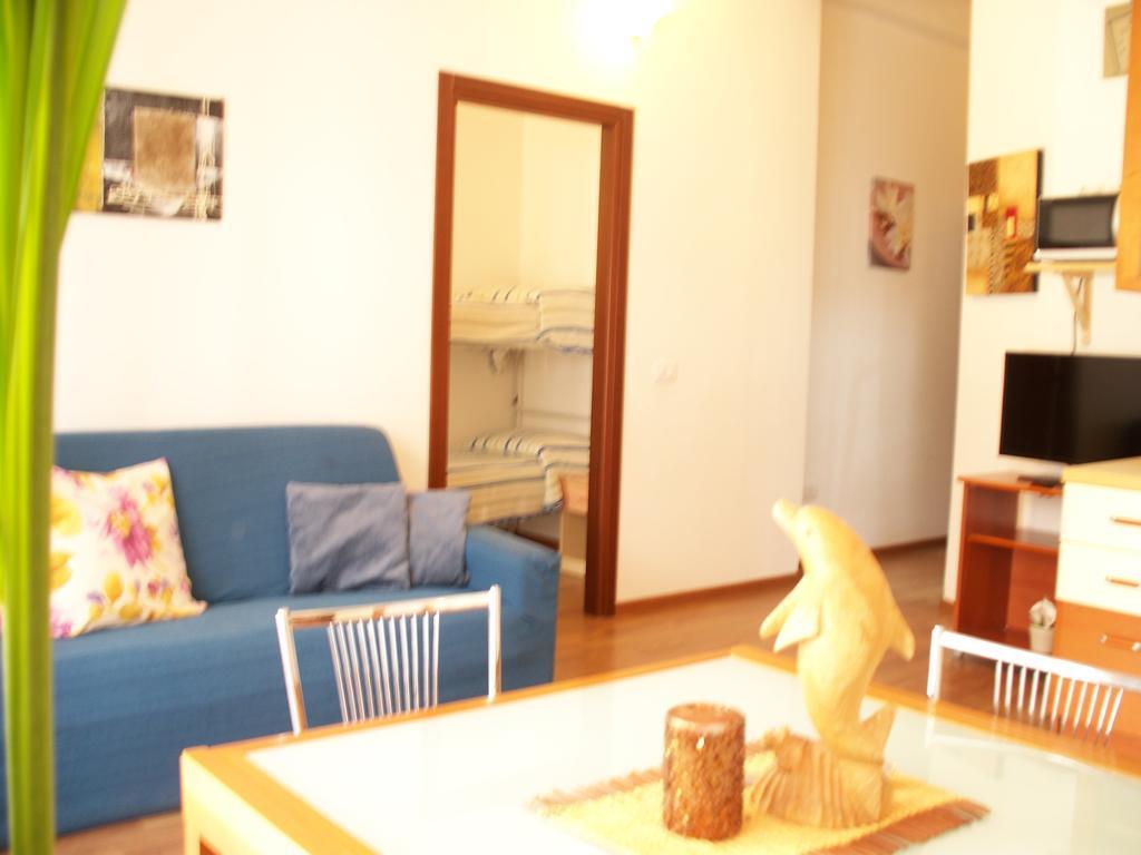 Hotel Thea Gabicce Mare Szoba fotó